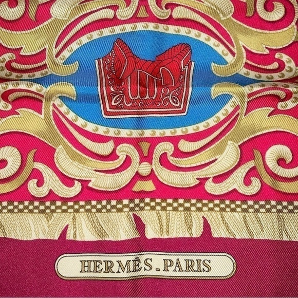 Hermes 100% Silk Scarf “LA PRESENTATIONS” Purple Knight Carriage Carre 90 - Picture 12 of 15